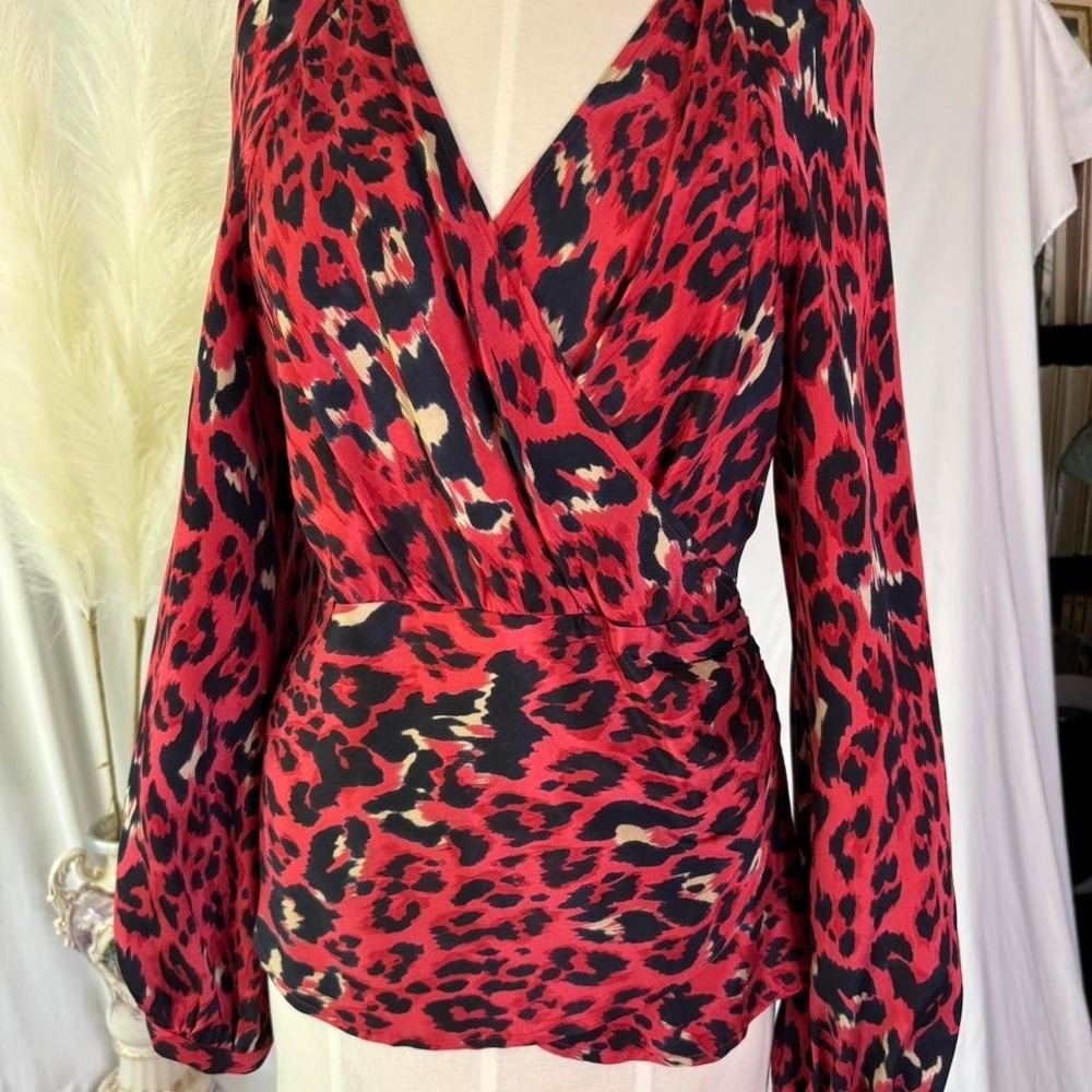 Due Per Due Vintage 100% Silk Red & Black Leopard Print Wrap Top S